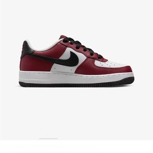 Nike Air Force 1